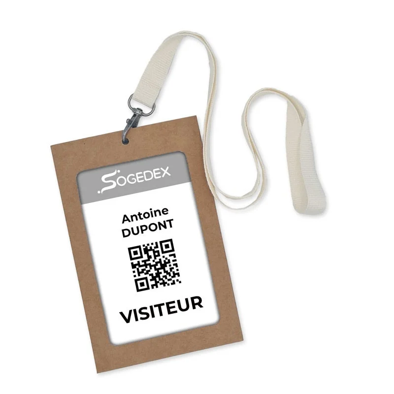 Porta badge formato A6 in cartone con cordino bianco